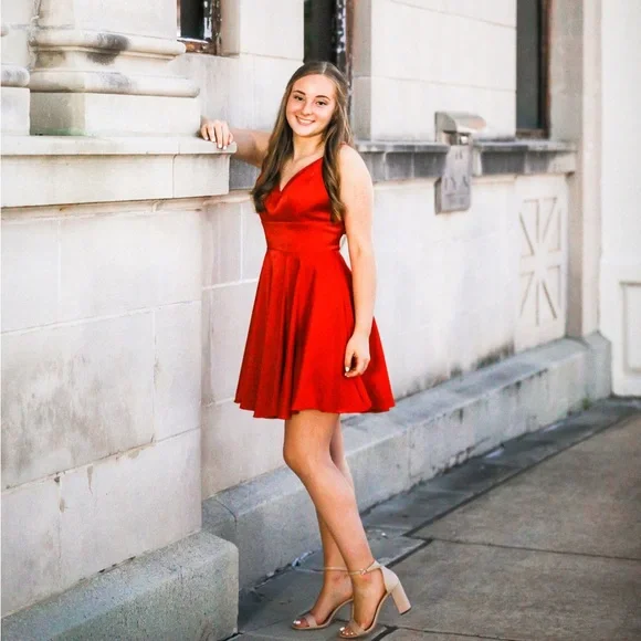 open lace back dress Red Sequined A-line Strapless Short Homecoming Dresses With Bow, MH660 main image 0